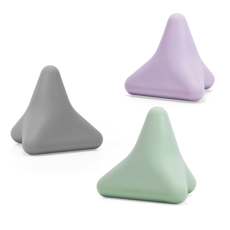 Lopta na jogovú masáž svalov Lopta na jogovú masáž svalov